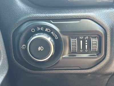 2020 Jeep Wrangler Unlimited Sahara Altitude