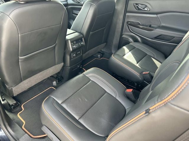 2022 GMC Acadia AT4