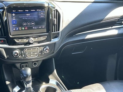 2022 Chevrolet Traverse LT Leather