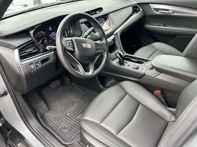 2024 Cadillac XT6 Luxury