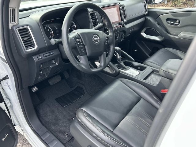 2024 Nissan Frontier SL