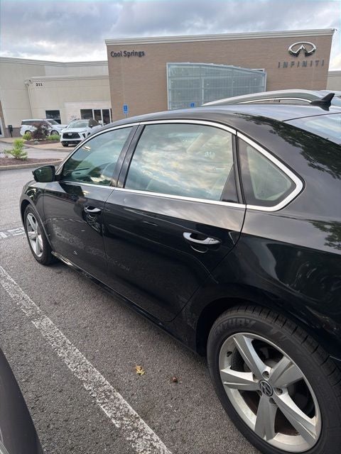 2012 Volkswagen Passat 2.5 SE