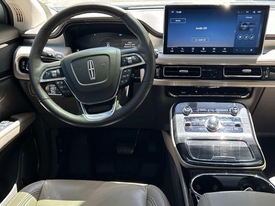 2022 Lincoln Nautilus Standard