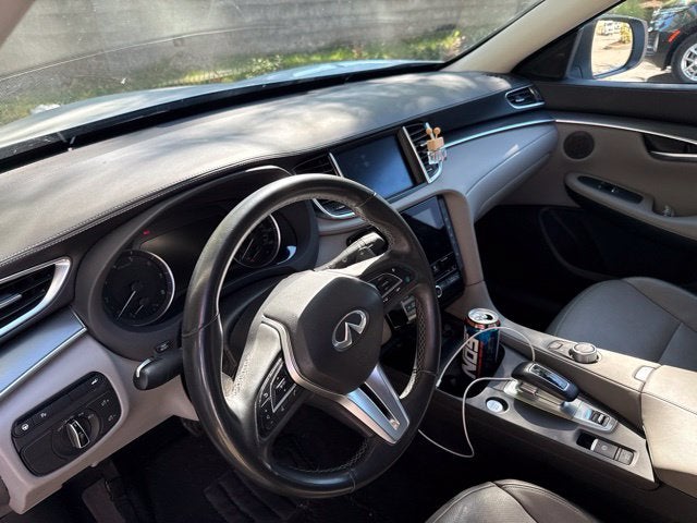 2023 INFINITI QX50 LUXE