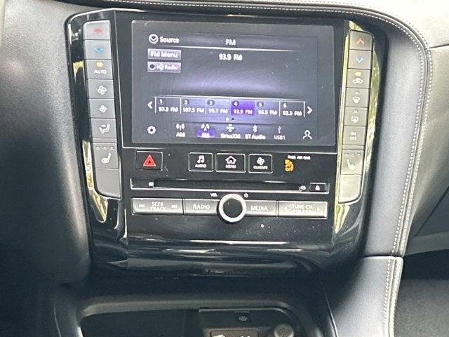 2023 INFINITI QX50 LUXE