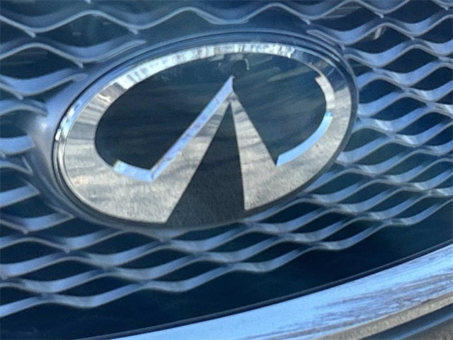 2025 INFINITI QX50 LUXE