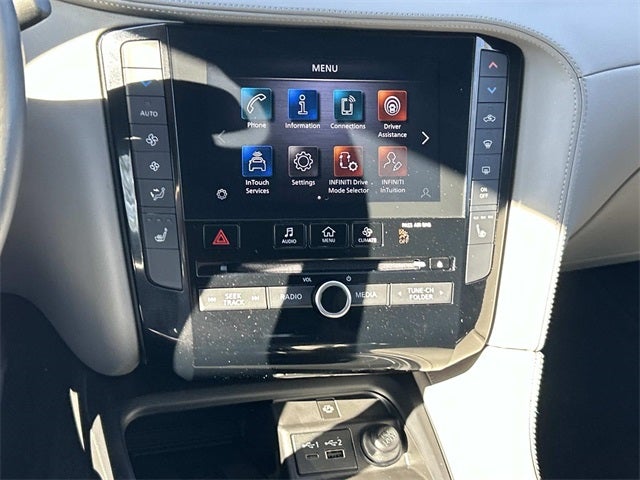 2025 INFINITI QX50 LUXE