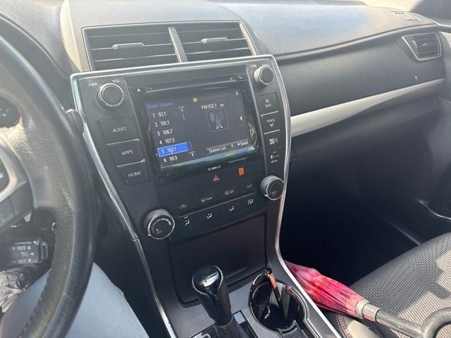 2016 Toyota Camry SE