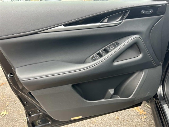 2025 INFINITI QX60 PURE