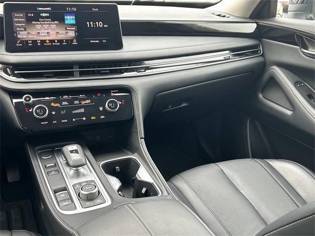 2025 INFINITI QX60 PURE