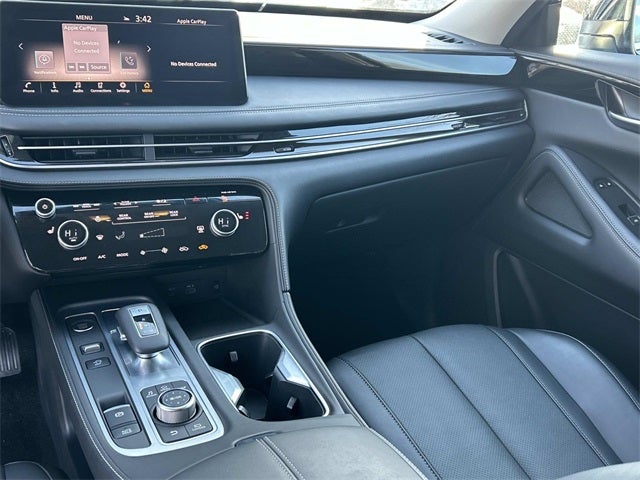 2025 INFINITI QX60 PURE