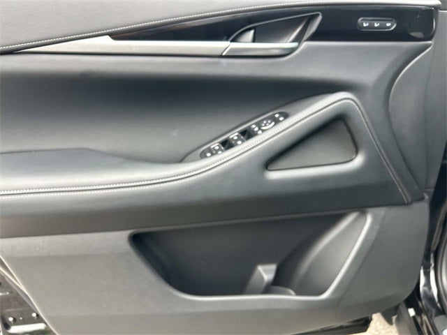 2025 INFINITI QX60 PURE