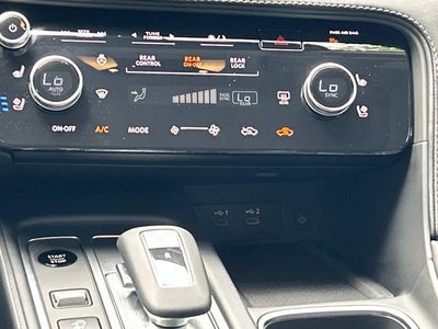 2026 INFINITI QX60 LUXE