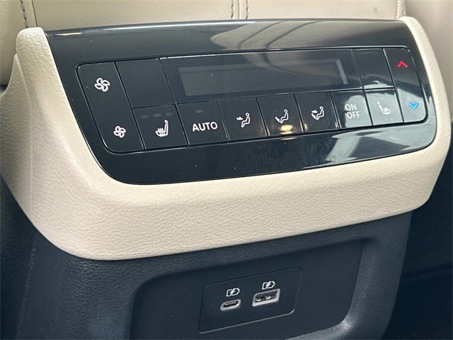 2025 INFINITI QX60 LUXE