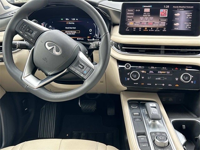 2025 INFINITI QX60 LUXE