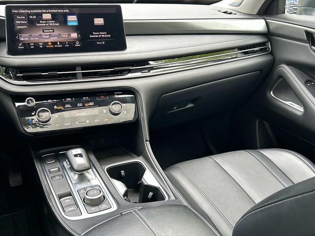 2023 INFINITI QX60 LUXE