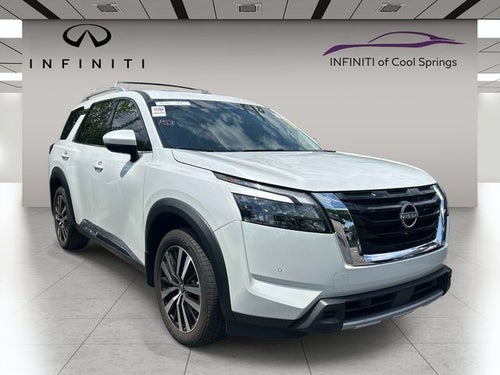 2025 Nissan Pathfinder Platinum