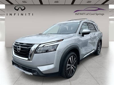 2025 Nissan Pathfinder Platinum