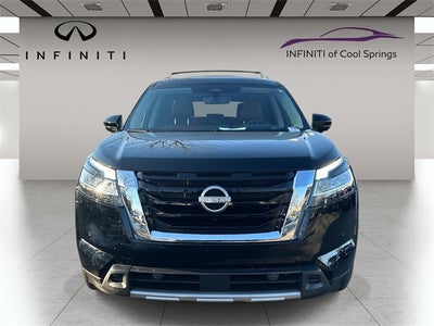 2024 Nissan Pathfinder Platinum