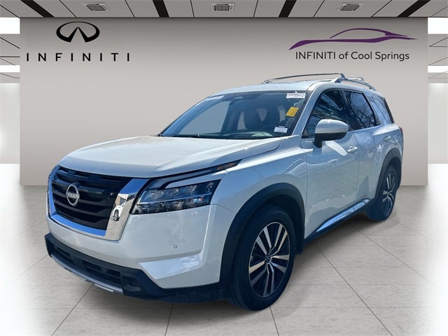 2024 Nissan Pathfinder Platinum