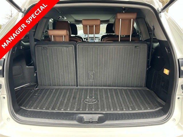 2019 Toyota Highlander Hybrid Limited Platinum