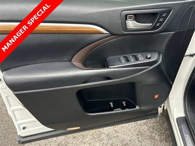 2019 Toyota Highlander Hybrid Limited Platinum
