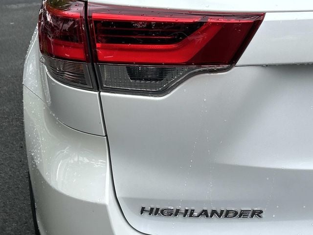 2019 Toyota Highlander Limited Platinum