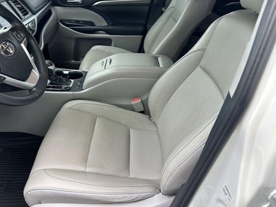 2019 Toyota Highlander Limited Platinum