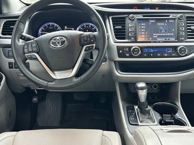 2019 Toyota Highlander Limited Platinum
