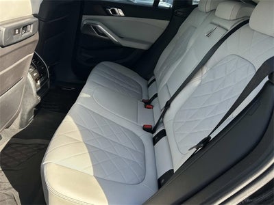 2023 BMW X6 xDrive40i