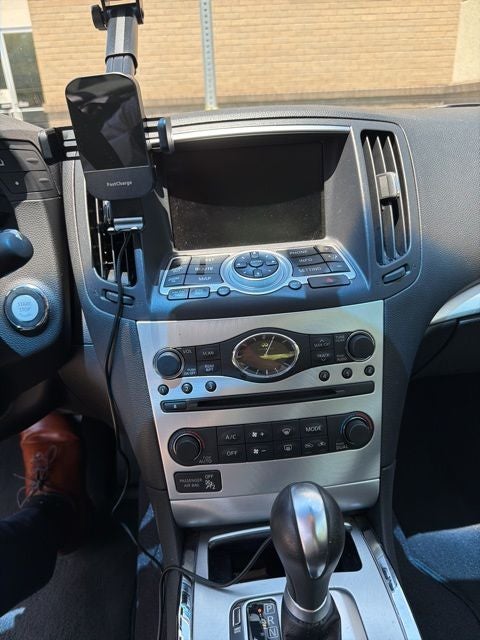 2014 INFINITI Q60 Base