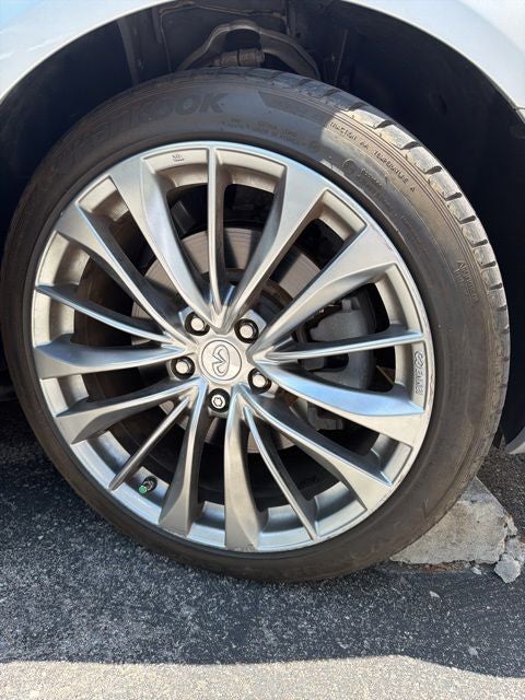 2014 INFINITI Q60 Base