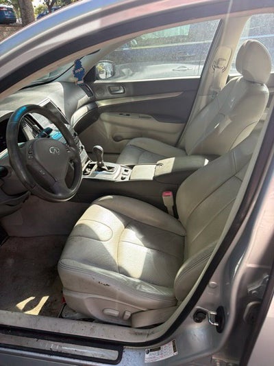 2011 INFINITI G25 X