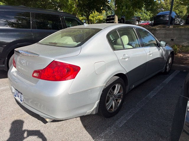 2011 INFINITI G25 X