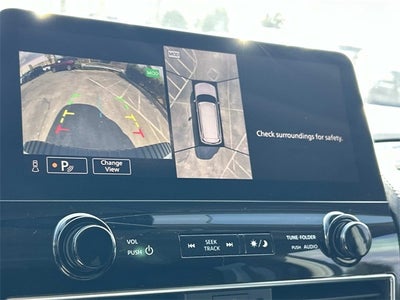 2024 Nissan Armada Platinum W/ CAPTAIN CHAIRS PACKAGE