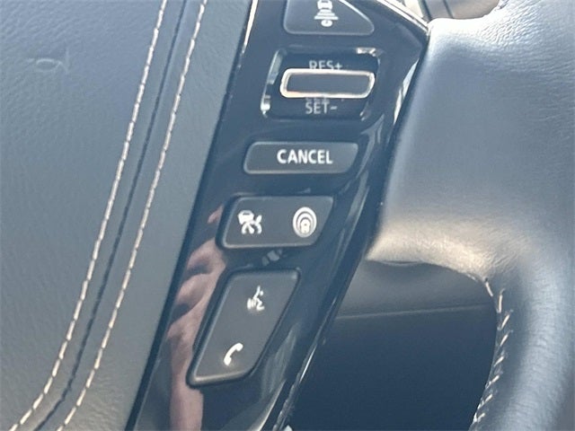 2024 Nissan Armada Platinum W/ CAPTAIN CHAIRS PACKAGE