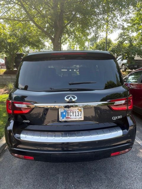 2023 INFINITI QX80 Premium Select