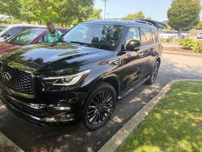 2023 INFINITI QX80 Premium Select