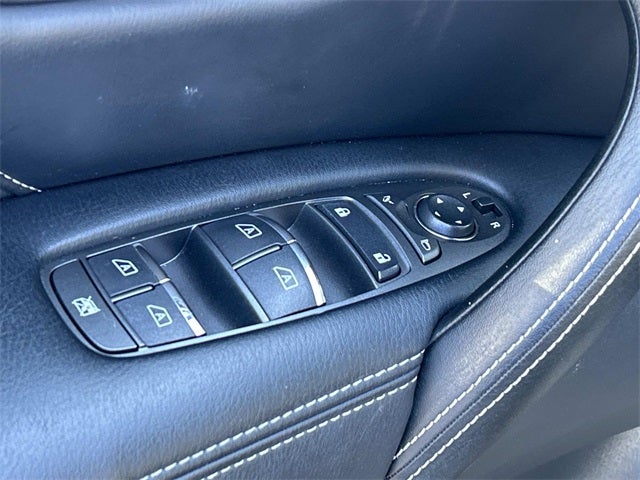 2023 INFINITI QX80 LUXE