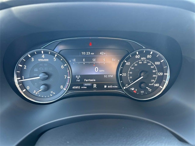 2023 INFINITI QX80 LUXE