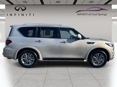 2023 INFINITI QX80 LUXE