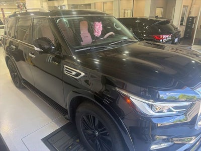 2021 INFINITI QX80 LUXE