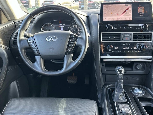 2024 INFINITI QX80 LUXE