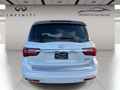 2024 INFINITI QX80 LUXE