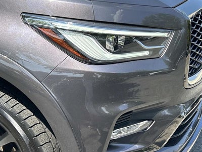 2022 INFINITI QX80 Premium Select