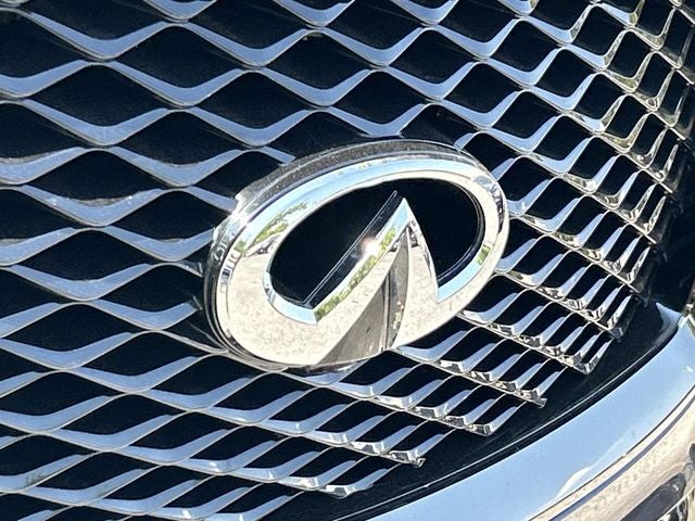 2022 INFINITI QX80 Premium Select
