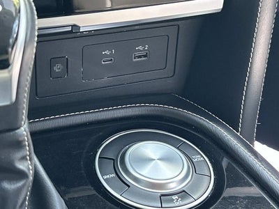 2022 INFINITI QX80 Premium Select