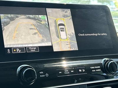 2022 INFINITI QX80 Premium Select
