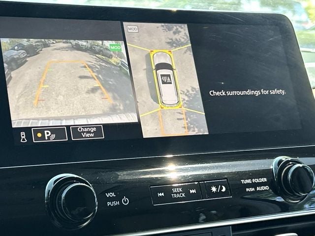 2022 INFINITI QX80 Premium Select