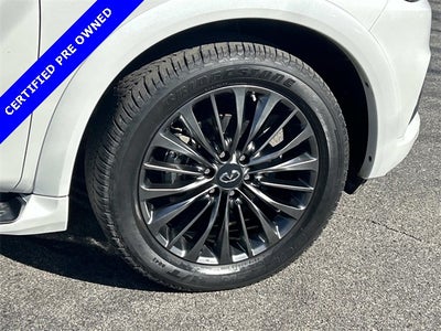 2022 INFINITI QX80 Sensory